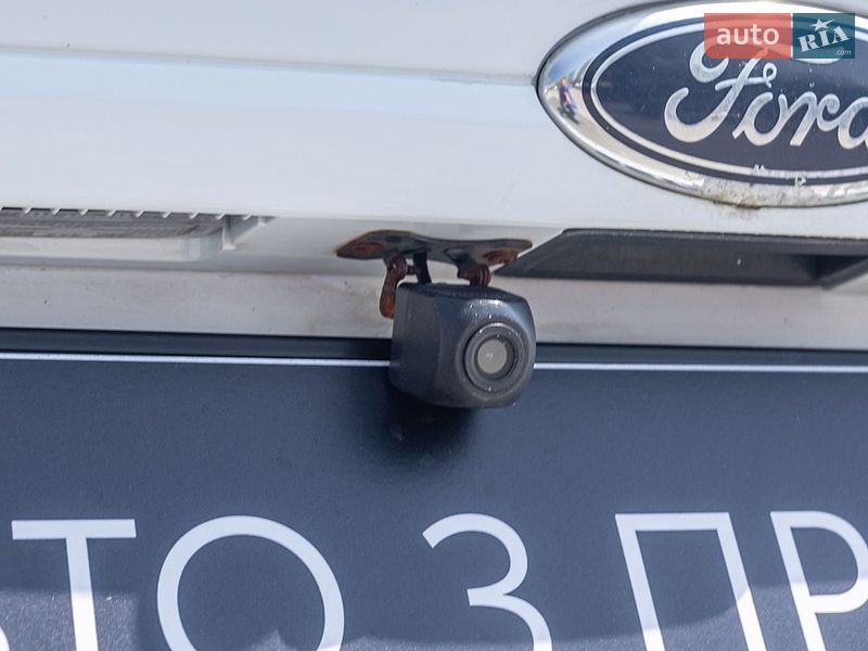 Хэтчбек Ford Fiesta 2011 в Днепре
