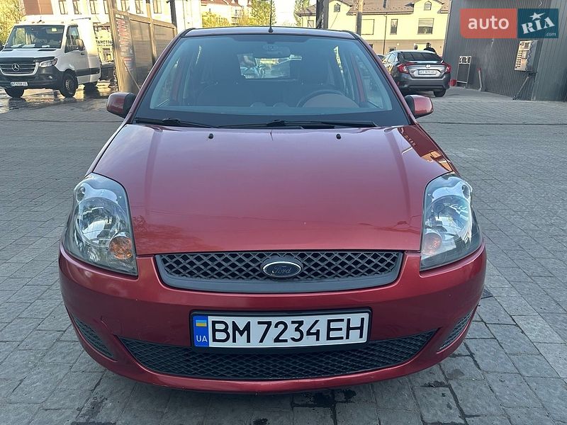Хэтчбек Ford Fiesta 2008 в Ивано-Франковске