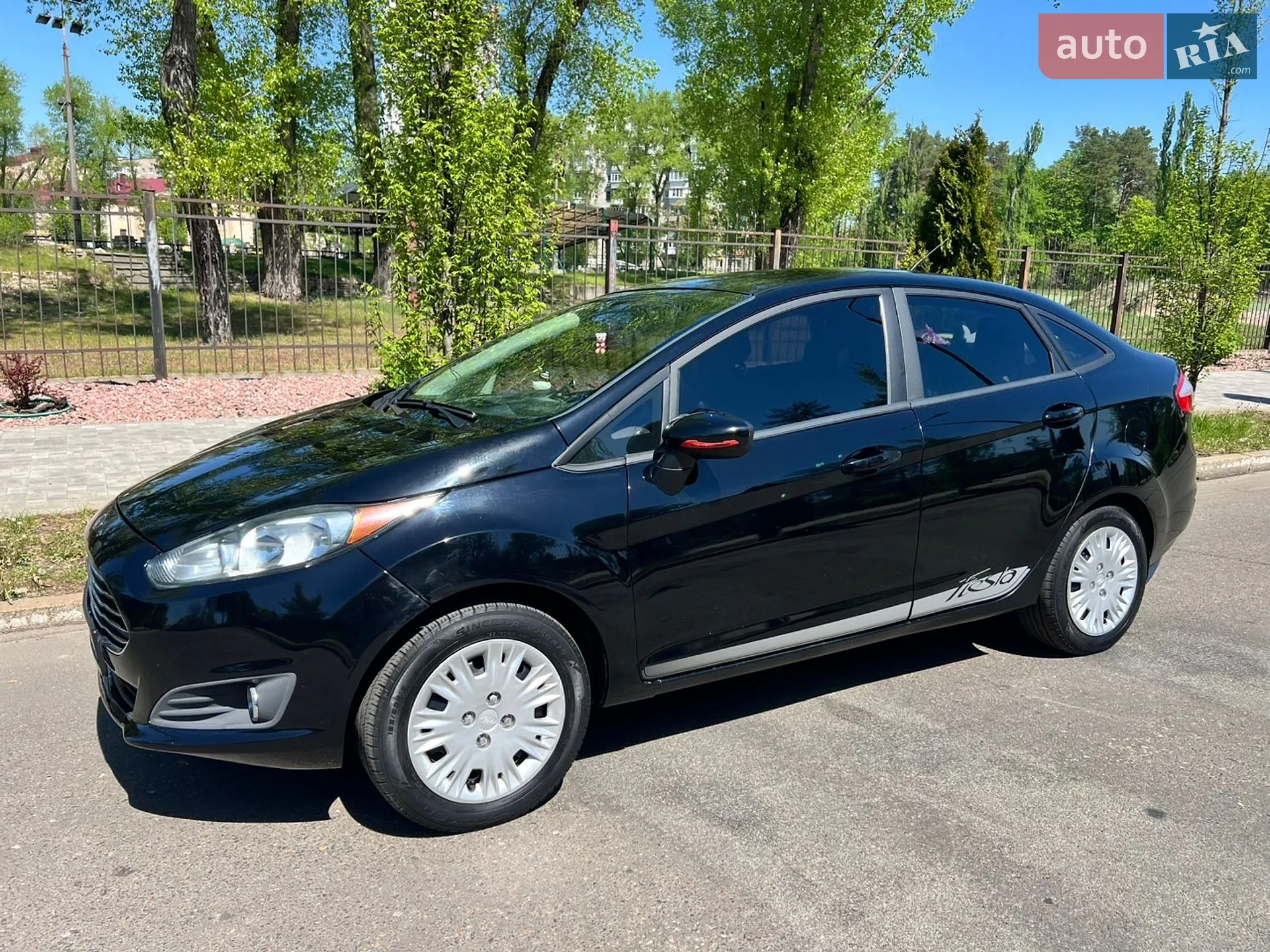 2015 Ford Fiesta - мініатюра 3