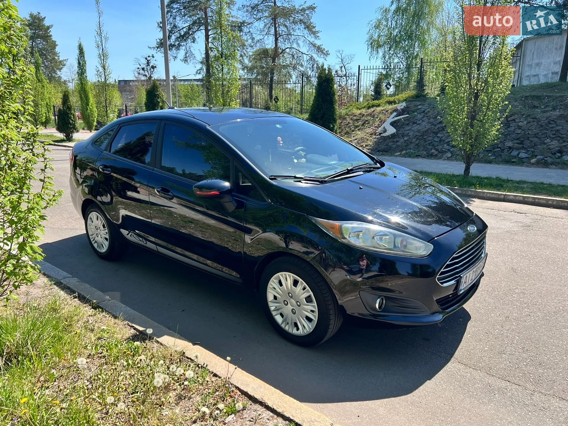 2015 Ford Fiesta - мініатюра 8