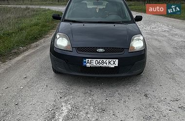 Хэтчбек Ford Fiesta 2006 в Днепре