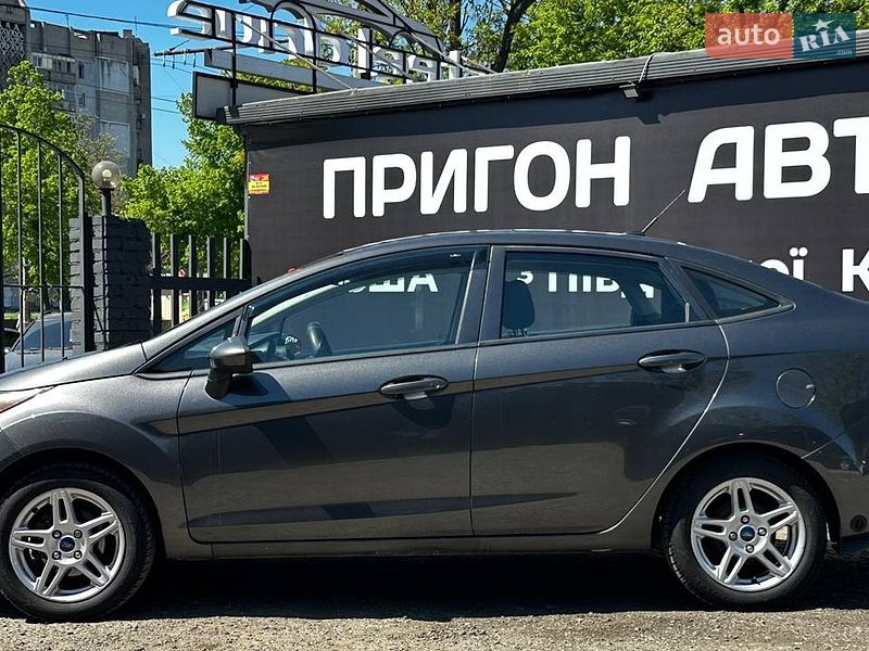 Седан Ford Fiesta 2017 в Миколаєві