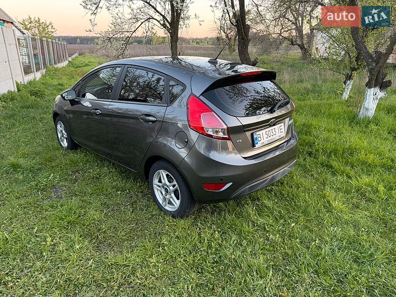 Хетчбек Ford Fiesta 2017 в Полтаві