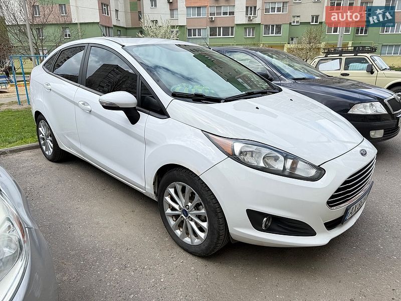 Седан Ford Fiesta 2013 в Харкові