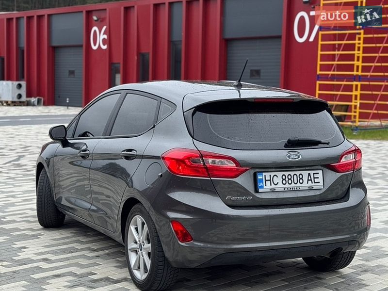 Хетчбек Ford Fiesta 2017 в Львові