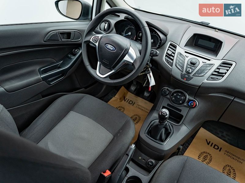 Хэтчбек Ford Fiesta 2014 в Киеве
