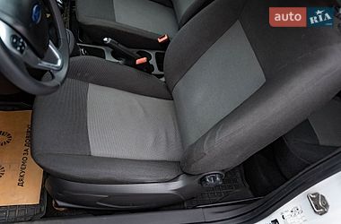 Хэтчбек Ford Fiesta 2014 в Киеве