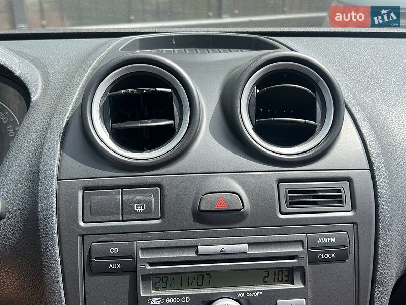 Хетчбек Ford Fiesta 2007 в Києві