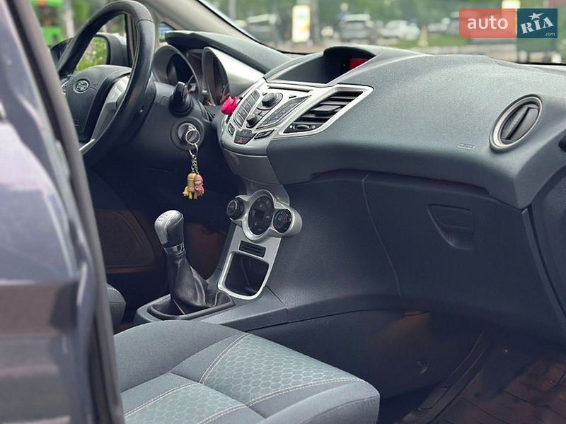 Хетчбек Ford Fiesta 2008 в Житомирі