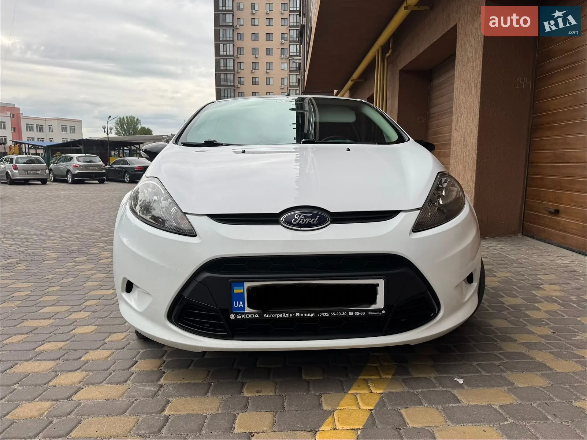 2010 Ford Fiesta - мініатюра 2