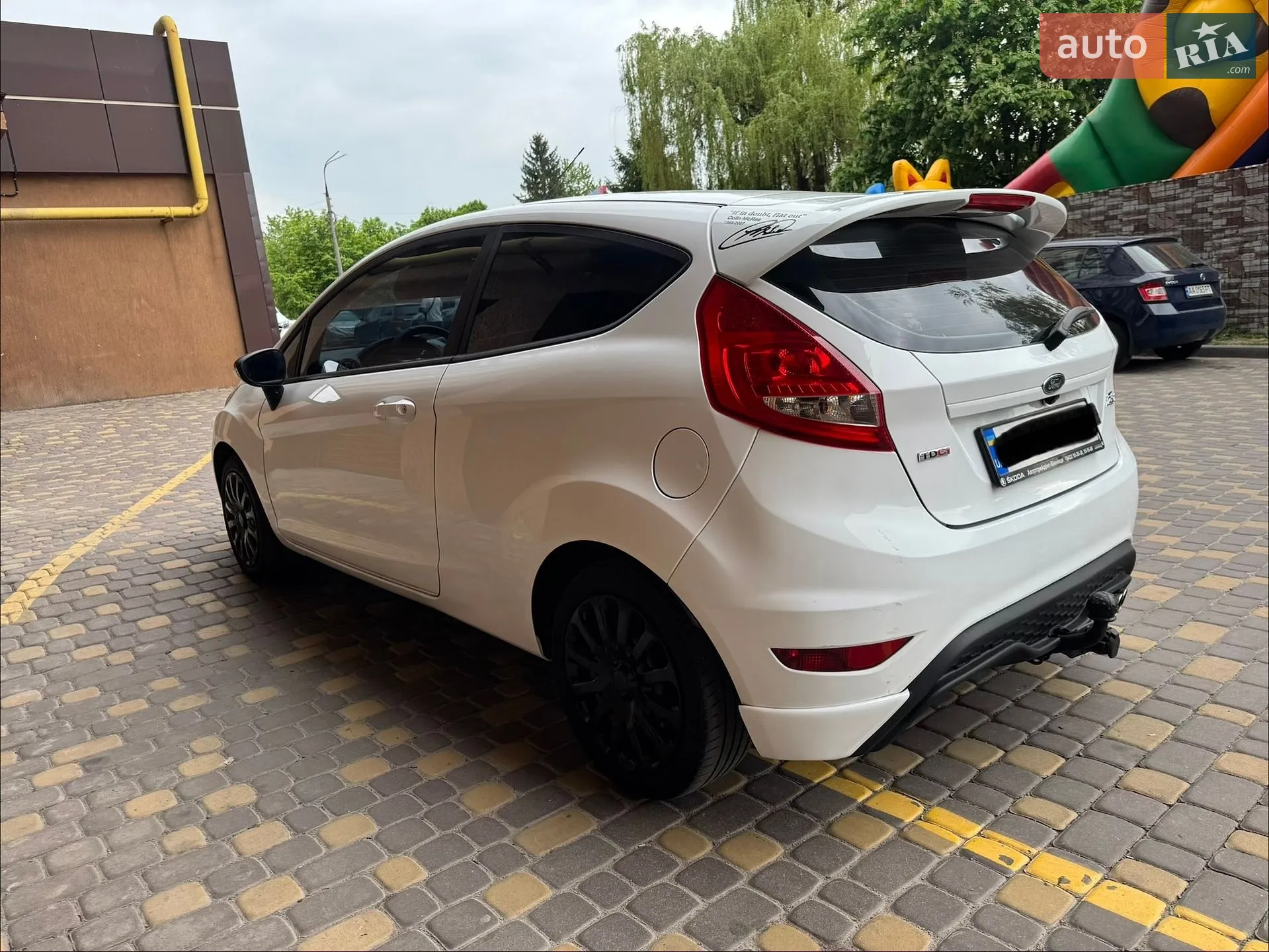 2010 Ford Fiesta - мініатюра 16