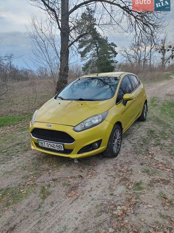 Хетчбек Ford Fiesta 2013 в Києві