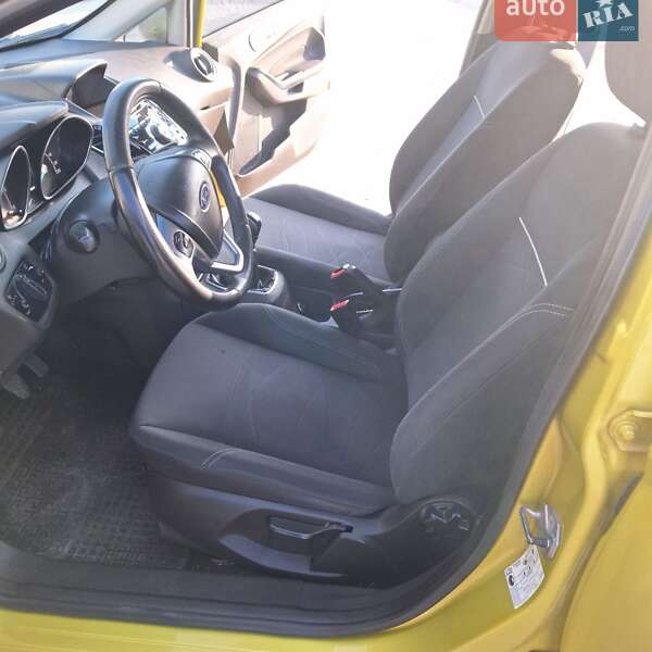 Хетчбек Ford Fiesta 2013 в Києві