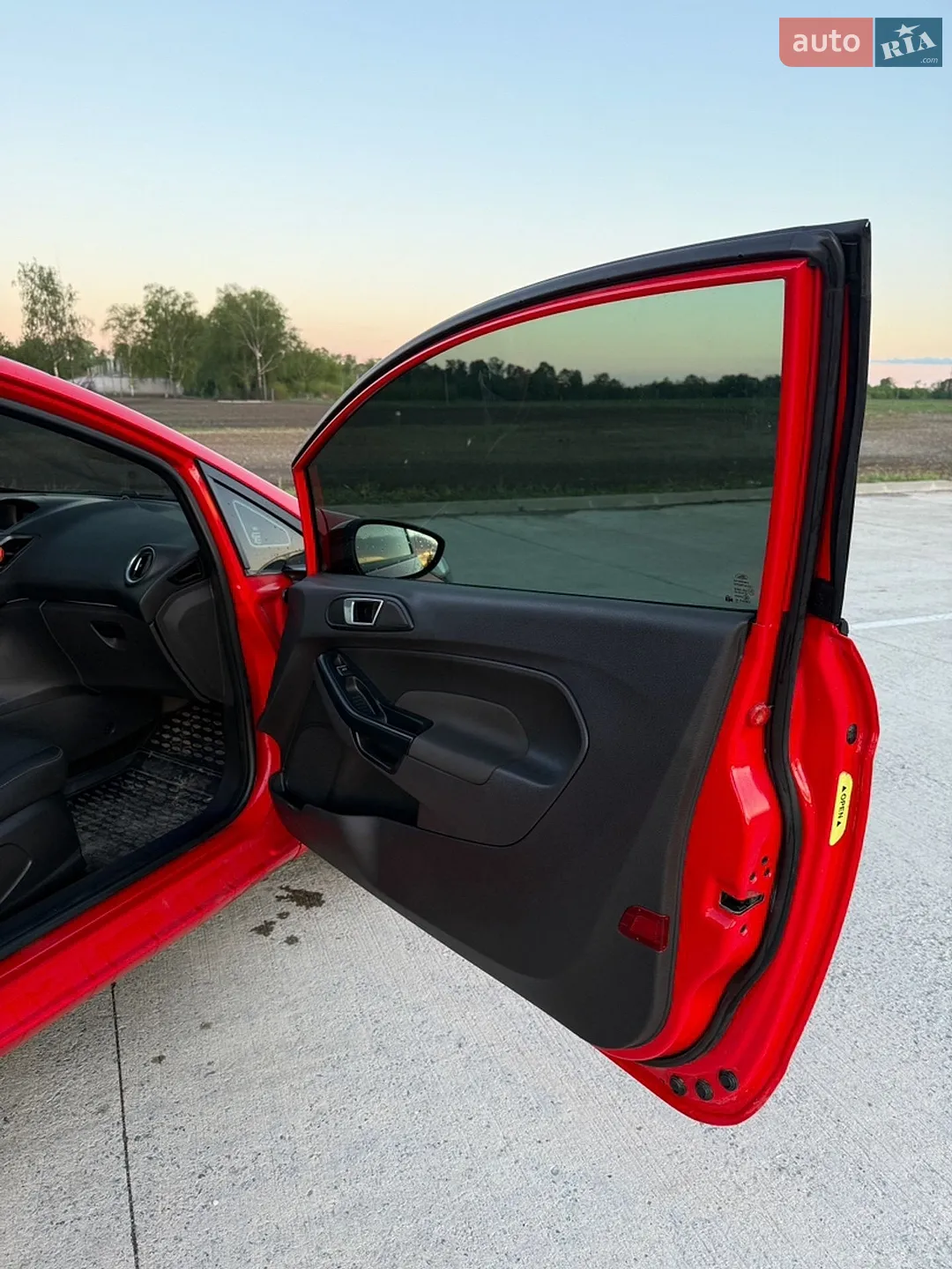 2014 Ford Fiesta - мініатюра 13