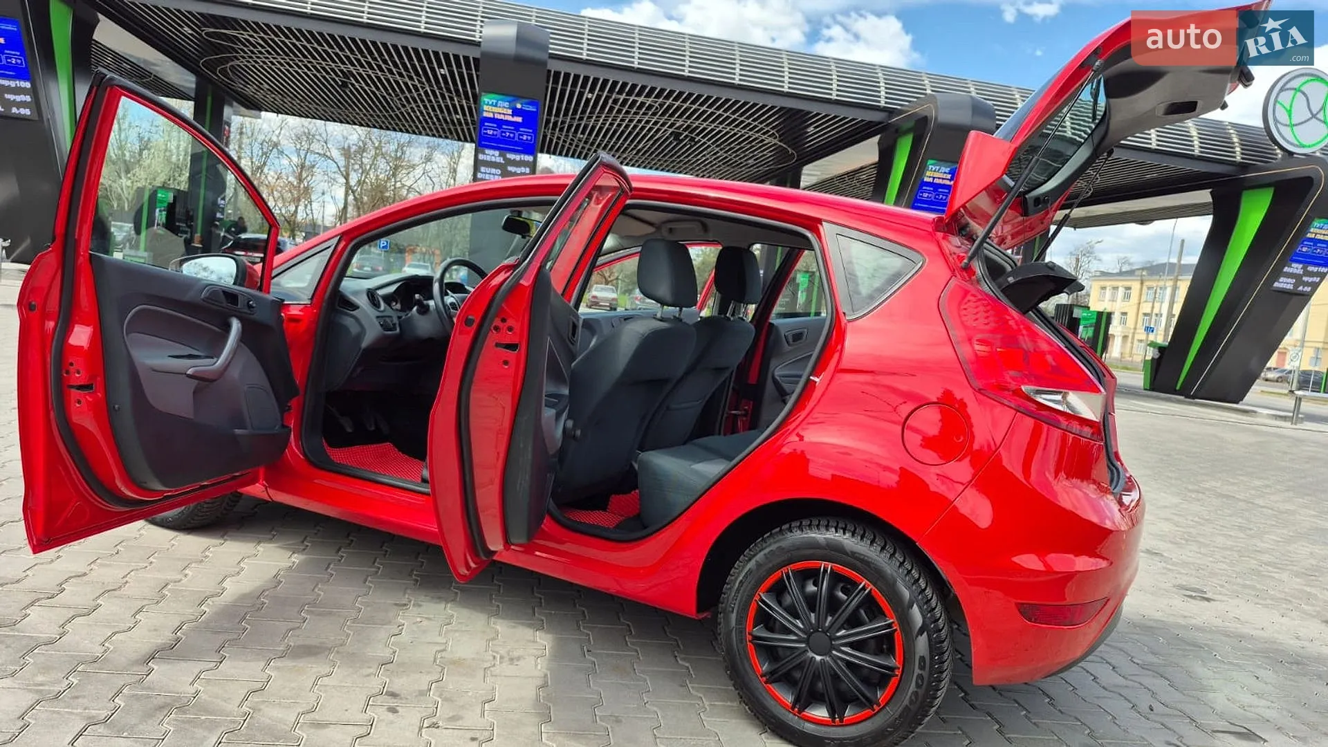 2010 Ford Fiesta - мініатюра 9