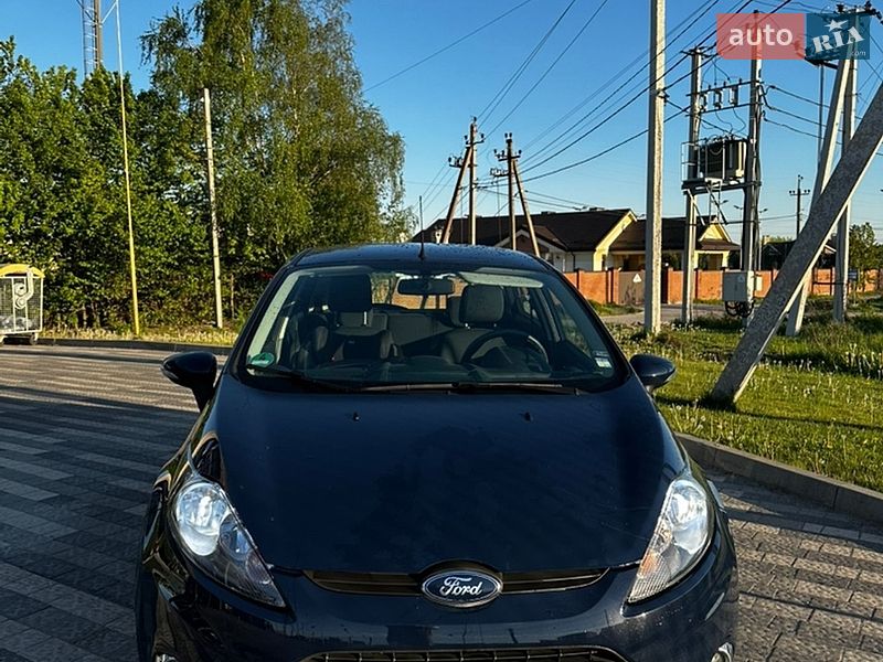 Хетчбек Ford Fiesta 2011 в Львові
