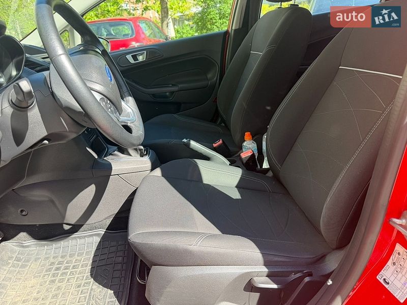 Хэтчбек Ford Fiesta 2013 в Киеве