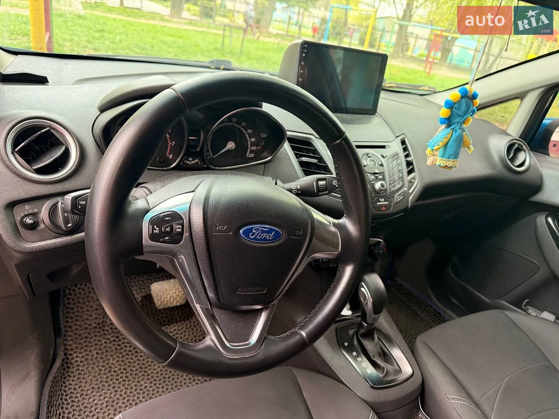 2015 Ford Fiesta - мініатюра 8