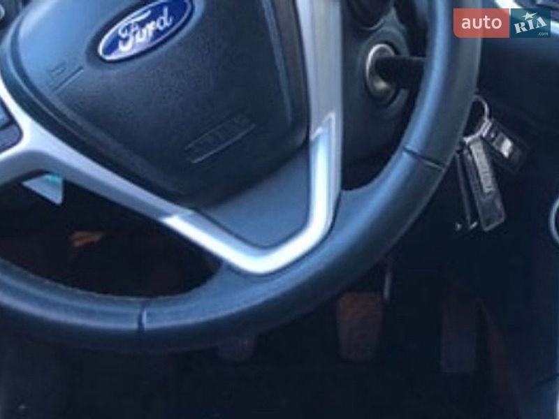 Хетчбек Ford Fiesta 2012 в Стрию