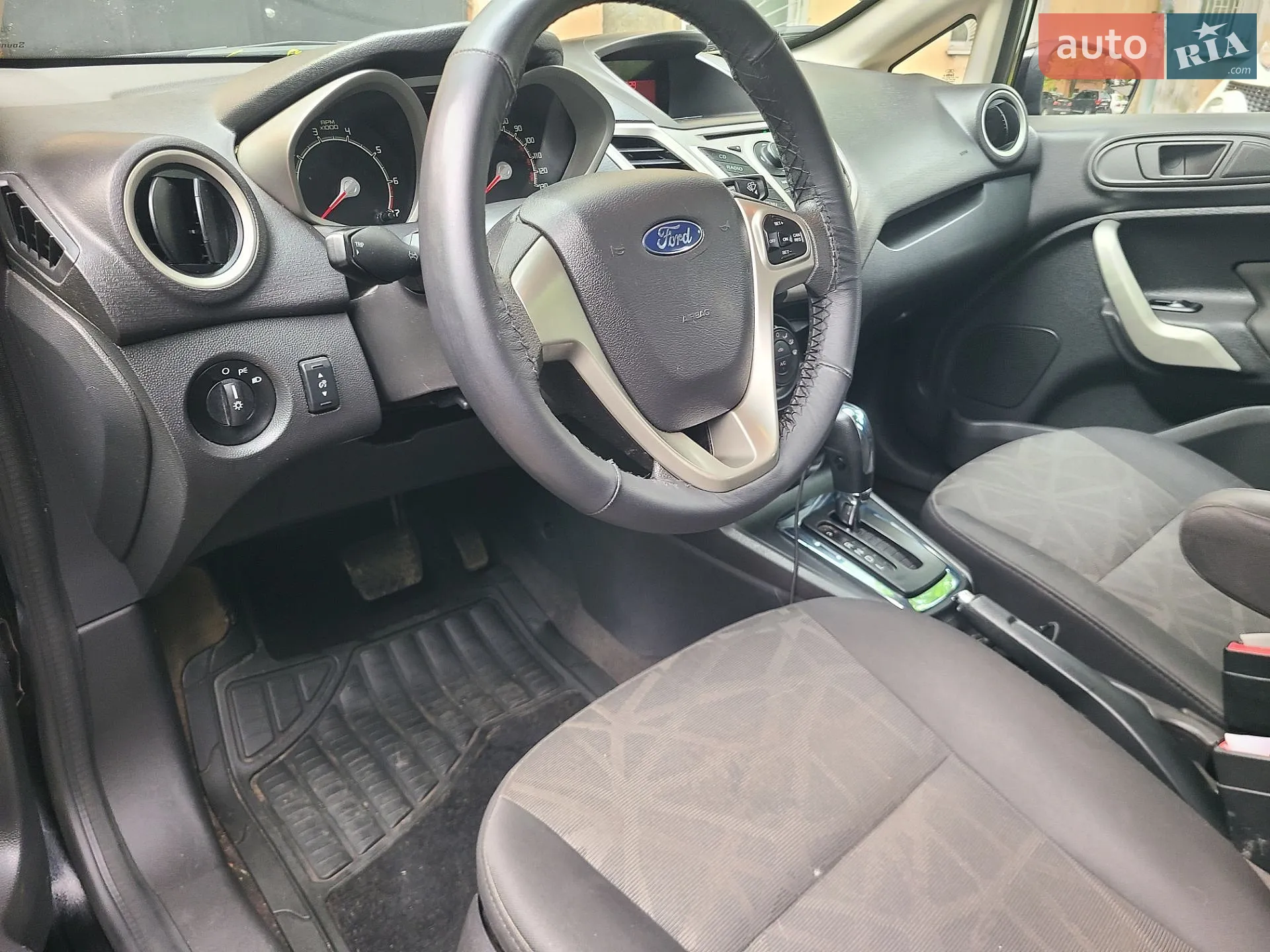 2012 Ford Fiesta - мініатюра 5