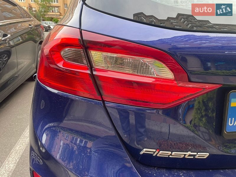 Хэтчбек Ford Fiesta 2017 в Киеве