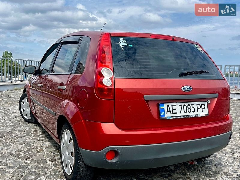 Хэтчбек Ford Fiesta 2007 в Днепре