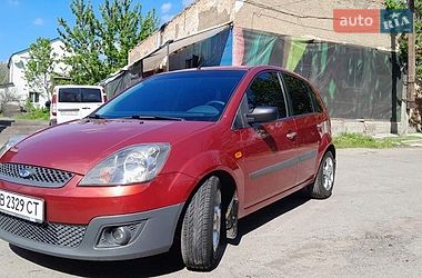 Хетчбек Ford Fiesta 2006 в Гайсину