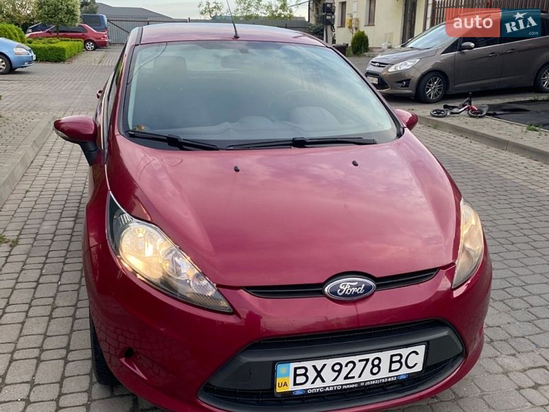 Хетчбек Ford Fiesta 2011 в Хмельницькому