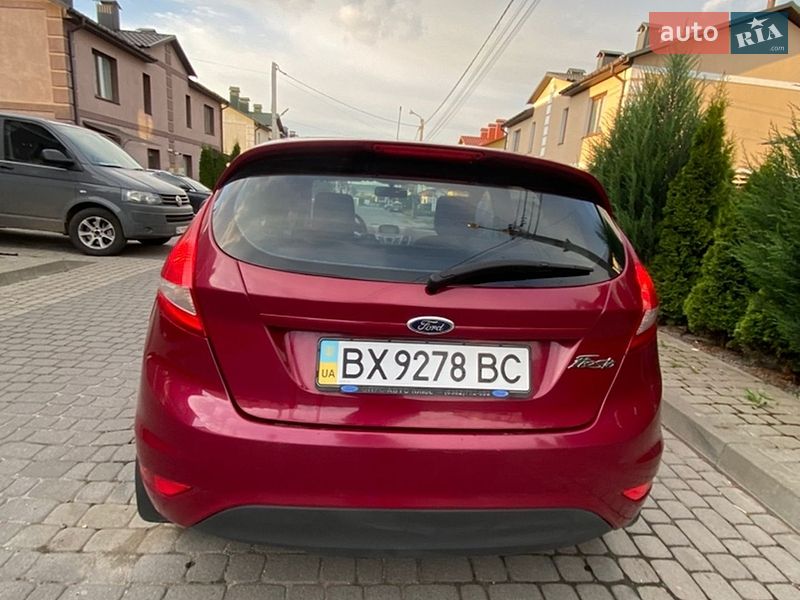Хетчбек Ford Fiesta 2011 в Хмельницькому