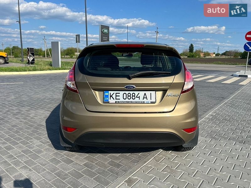 Хетчбек Ford Fiesta 2013 в Дніпрі
