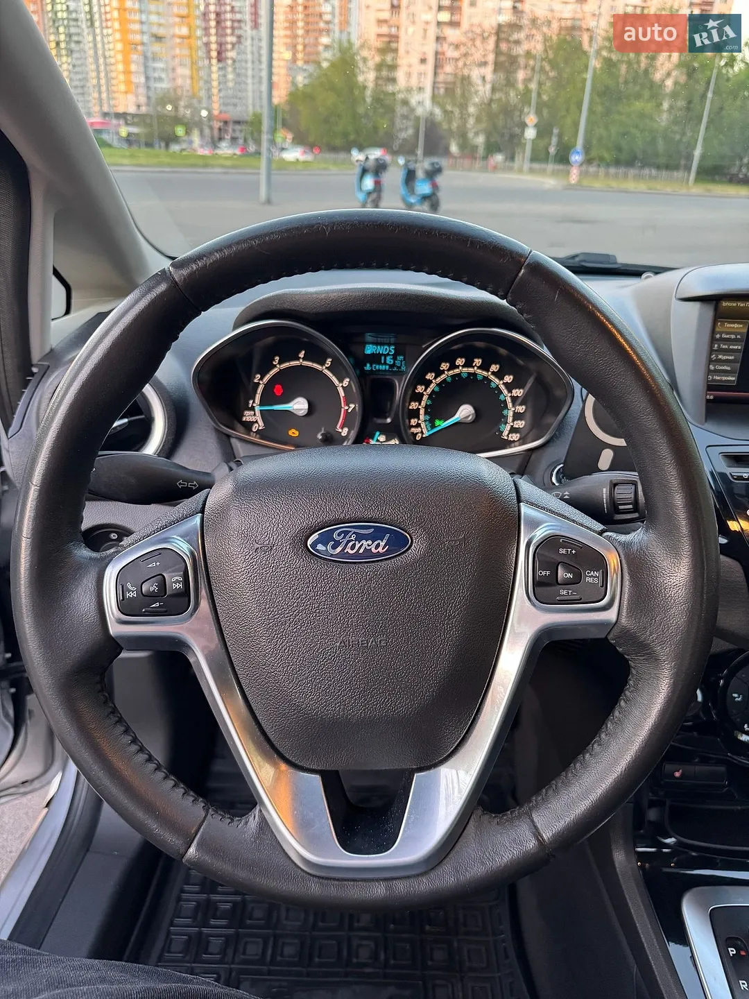 2014 Ford Fiesta - мініатюра 22