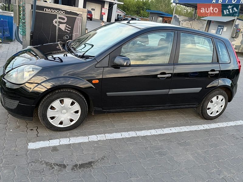 Хетчбек Ford Fiesta 2007 в Володимирі фото 4 Хетчбек Ford Fiesta 2007 в Володимирі