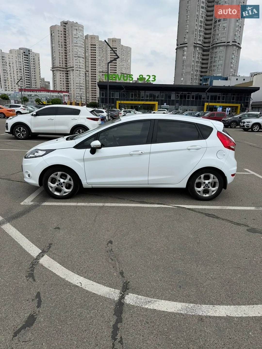 2012 Ford Fiesta - мініатюра 8