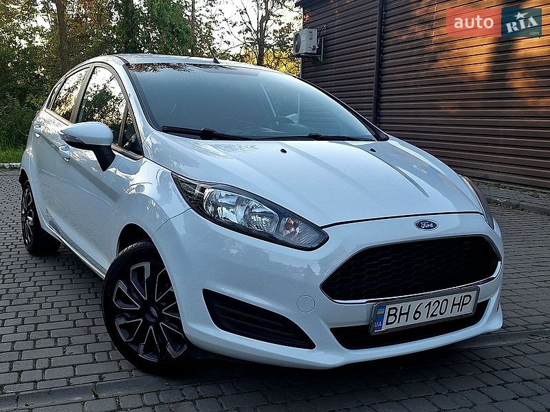 Хетчбек Ford Fiesta 2016 в Одесі