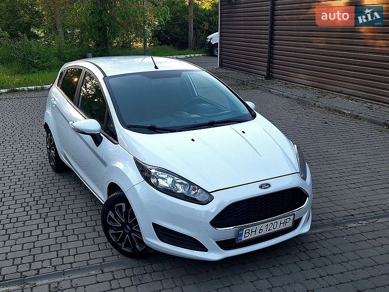 Хетчбек Ford Fiesta 2016 в Одесі
