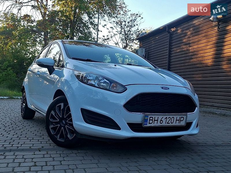 Хетчбек Ford Fiesta 2016 в Одесі