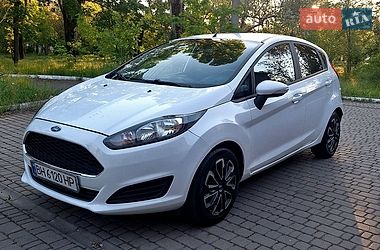 Хетчбек Ford Fiesta 2016 в Одесі