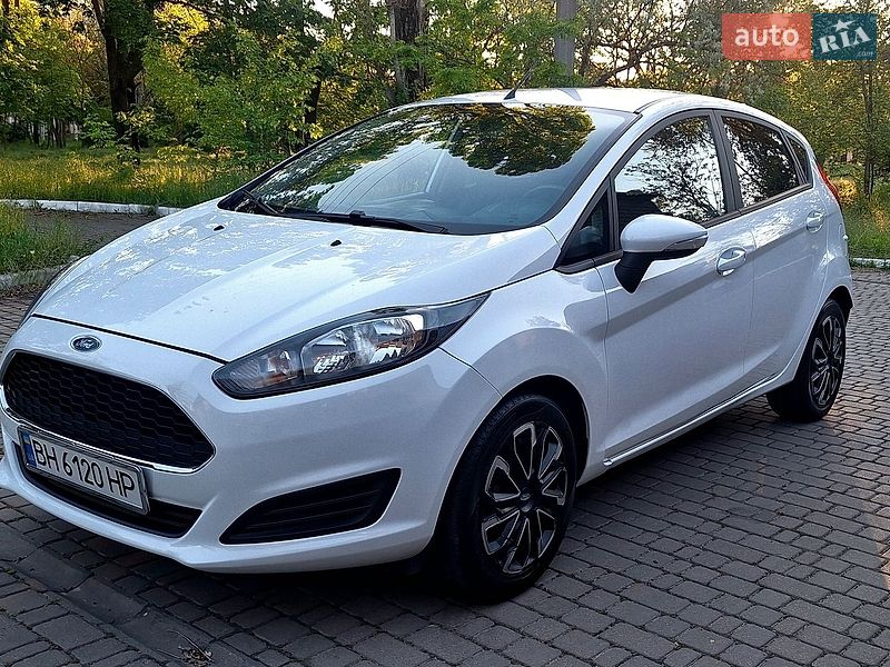 Хетчбек Ford Fiesta 2016 в Одесі
