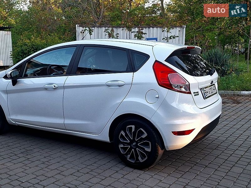 Хетчбек Ford Fiesta 2016 в Одесі
