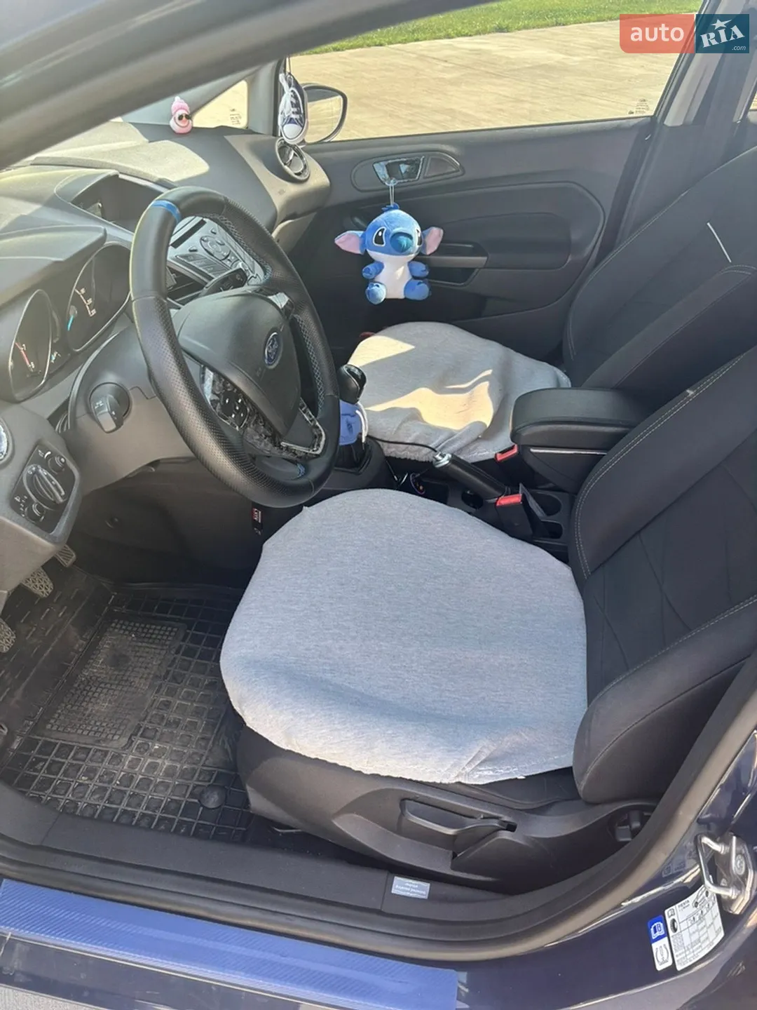 2016 Ford Fiesta - мініатюра 17