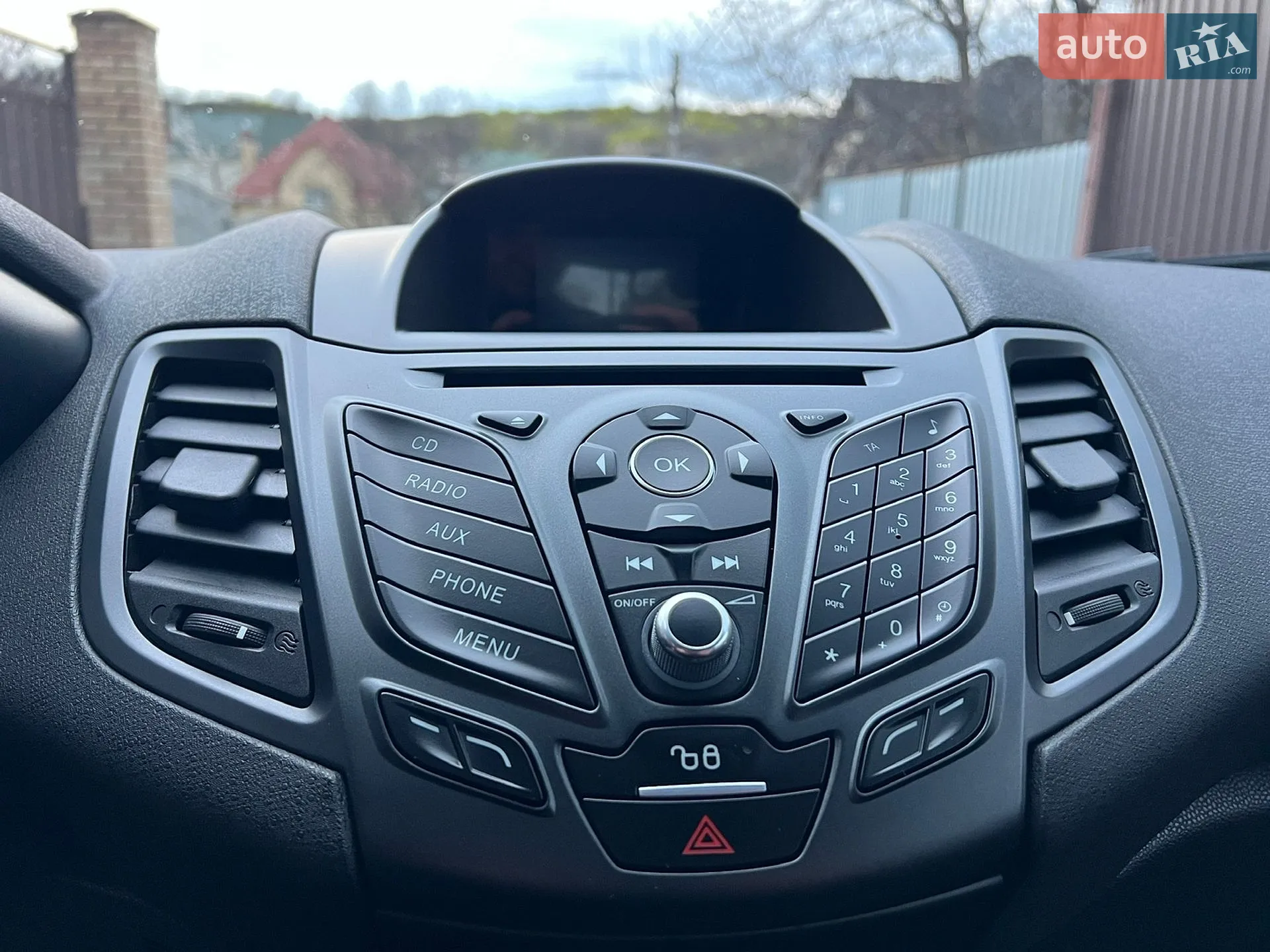 2015 Ford Fiesta - мініатюра 30