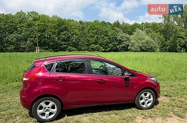 Хетчбек Ford Fiesta 2011 в Львові