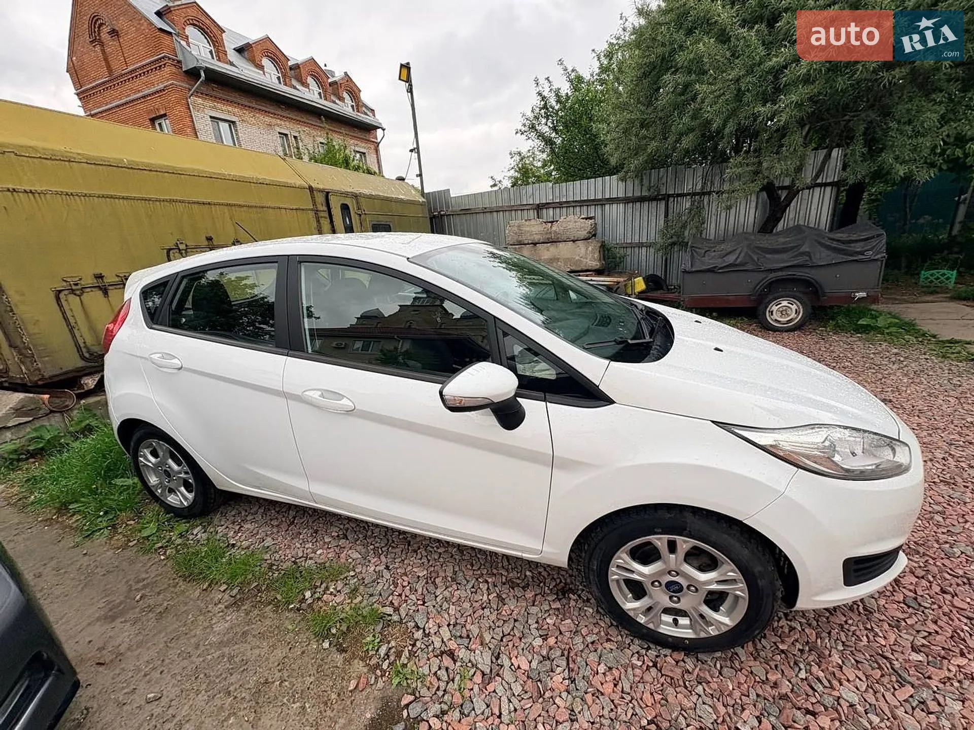 Ford Fiesta 2015 VIN 3FADP4EJ1FM144240 фото оголошення 3 з 16