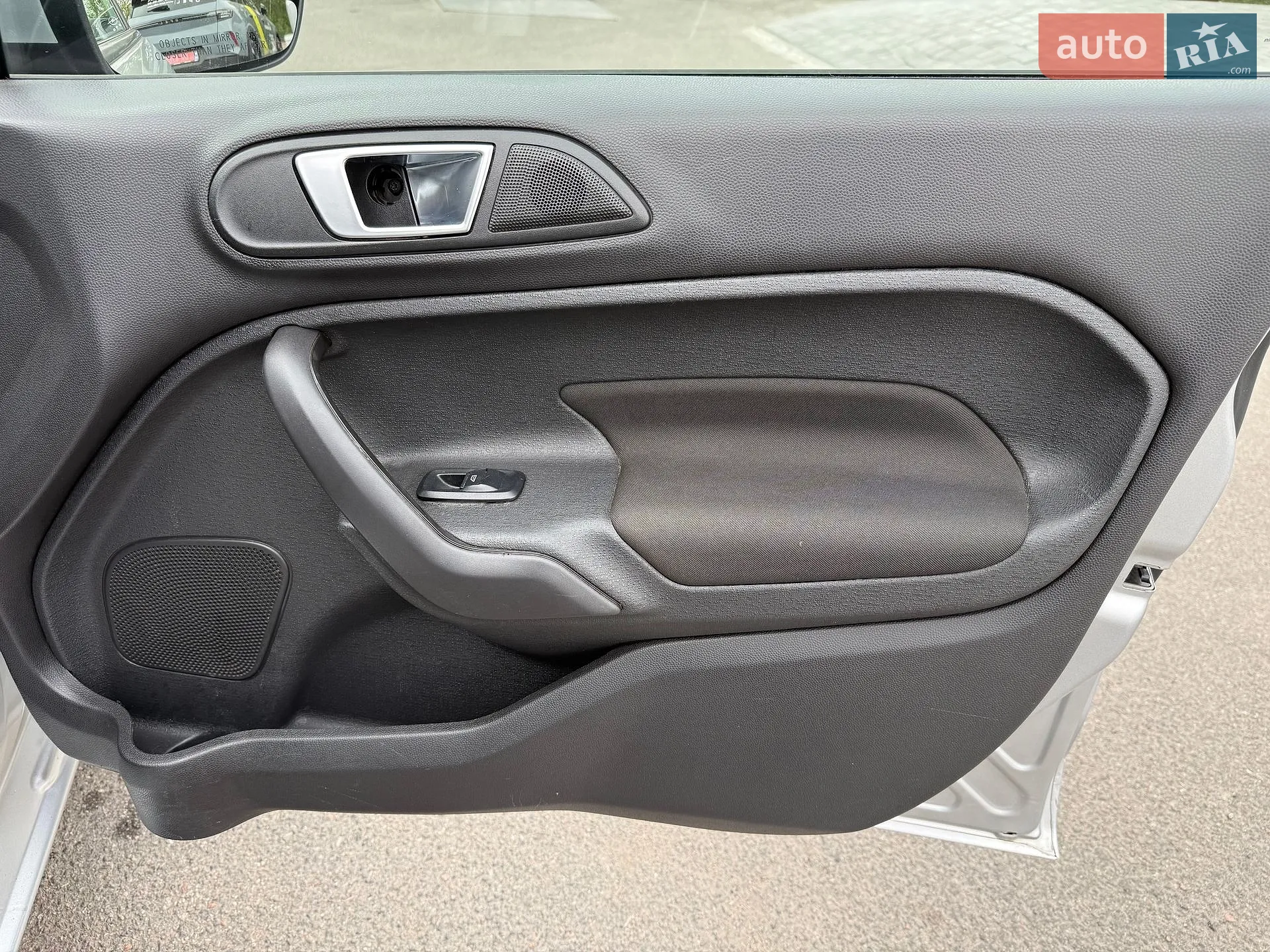 2015 Ford Fiesta - мініатюра 17