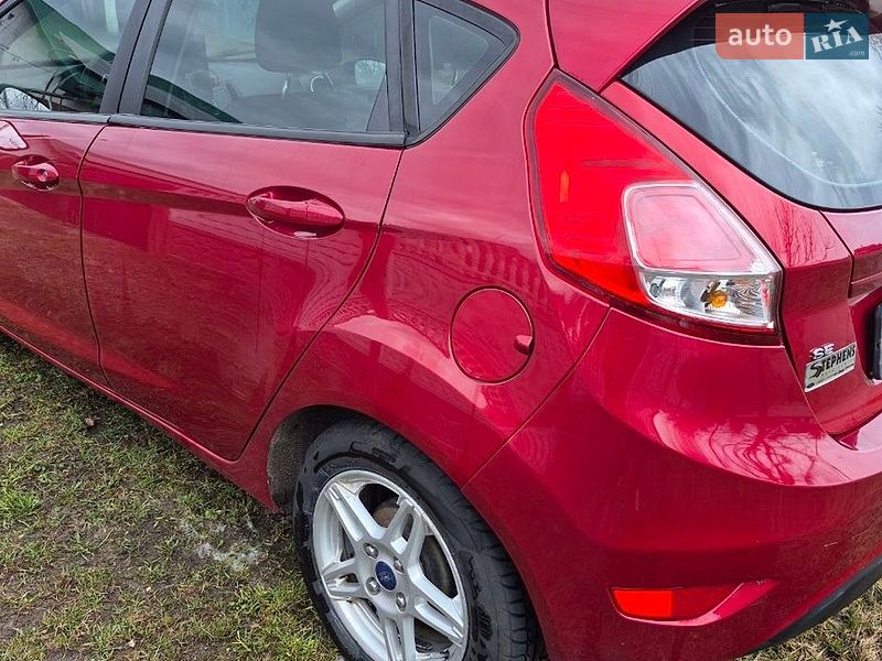 Хетчбек Ford Fiesta 2017 в Фастові