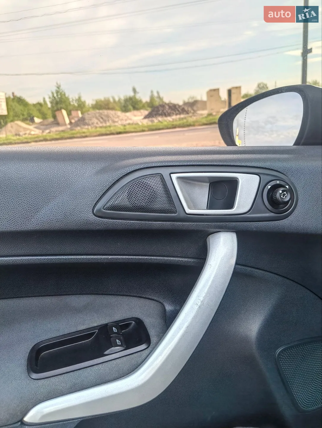 2012 Ford Fiesta - мініатюра 16