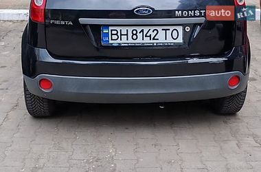 Хэтчбек Ford Fiesta 2007 в Южном