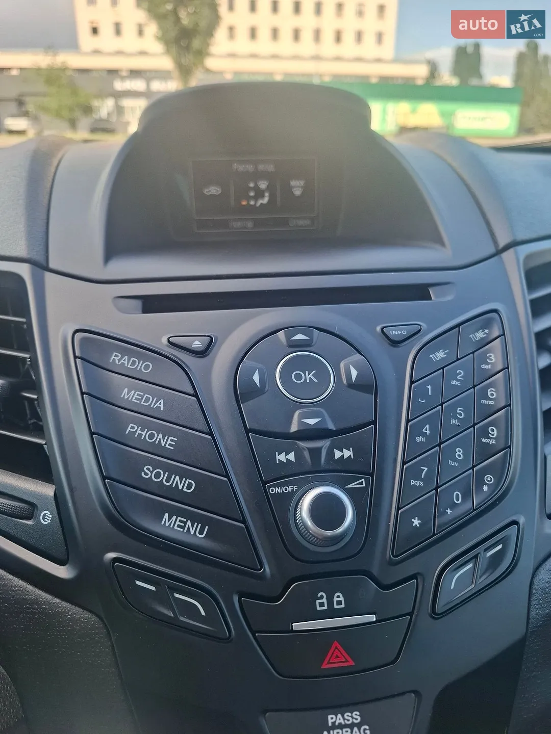 2018 Ford Fiesta - мініатюра 27
