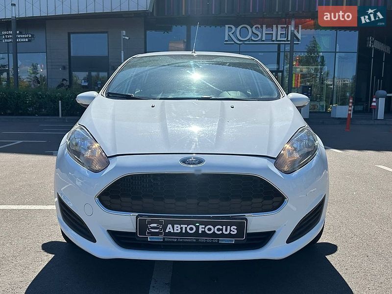 Хэтчбек Ford Fiesta 2017 в Киеве