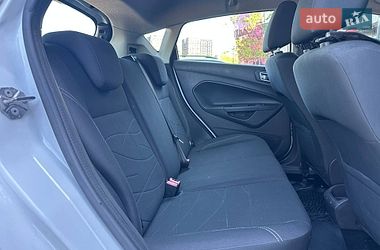Хэтчбек Ford Fiesta 2017 в Киеве